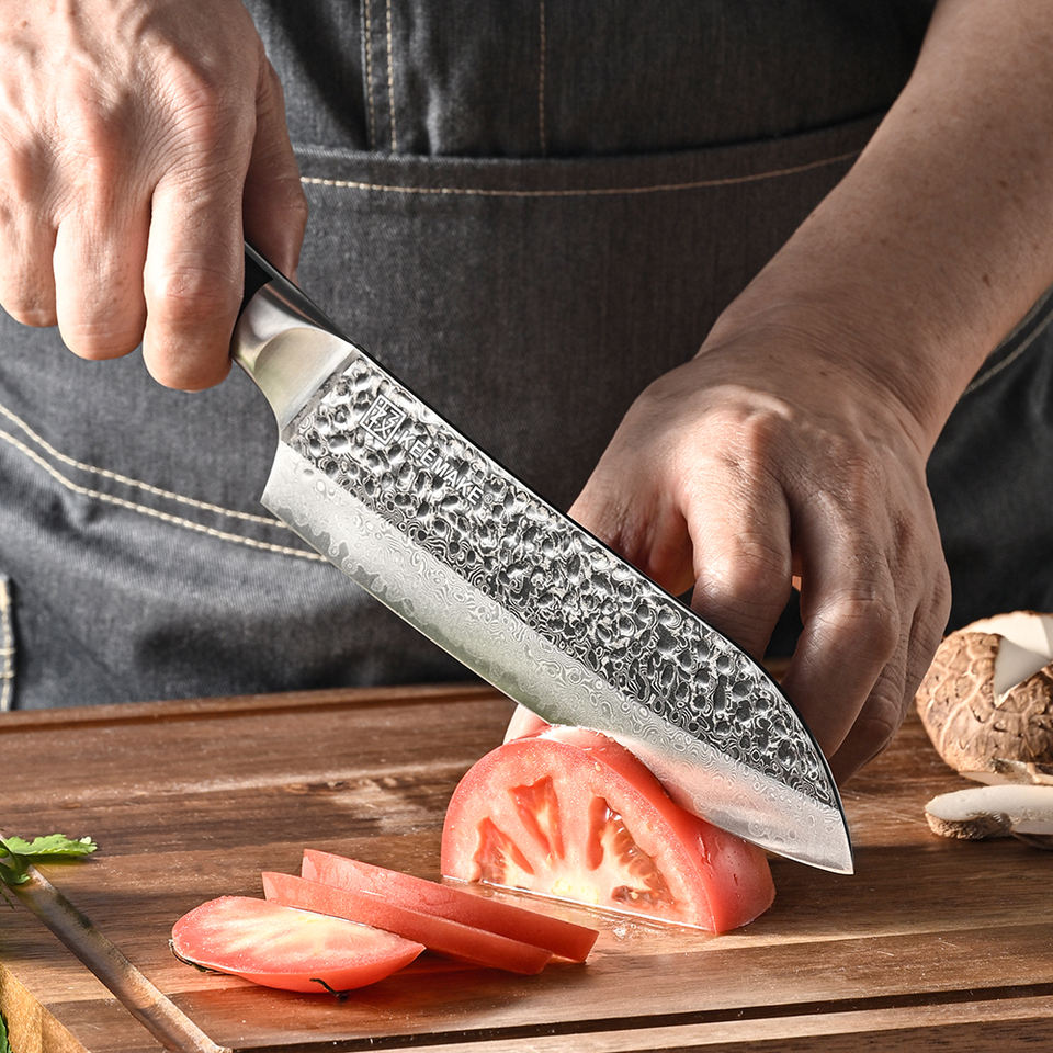Santoku Noctis — 17,8 cm — détail et mise en situation