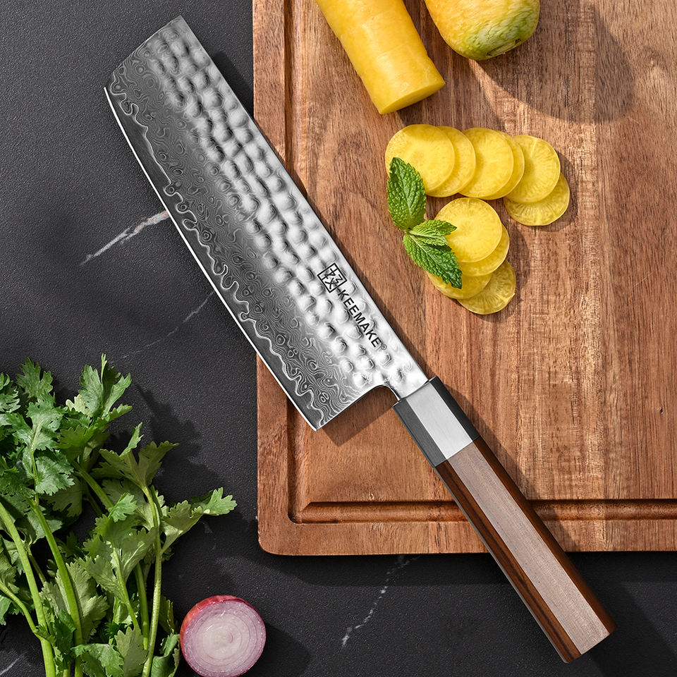 Nakiri Bois Satin — 17,8 cm — détail et mise en situation