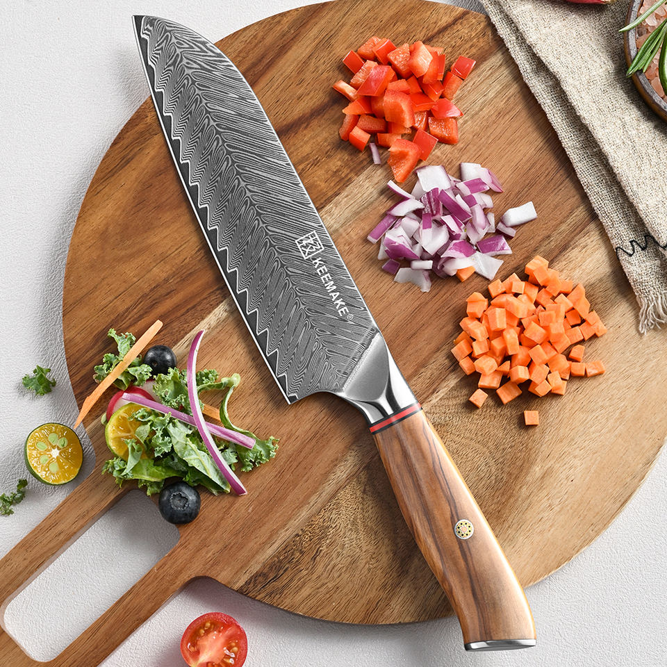 Santoku Olivier Plume — 17,8 cm — détail et mise en situation