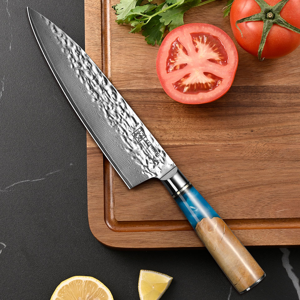 Couteau de chef Azur Martelé — 20,3 cm — détail et mise en situation