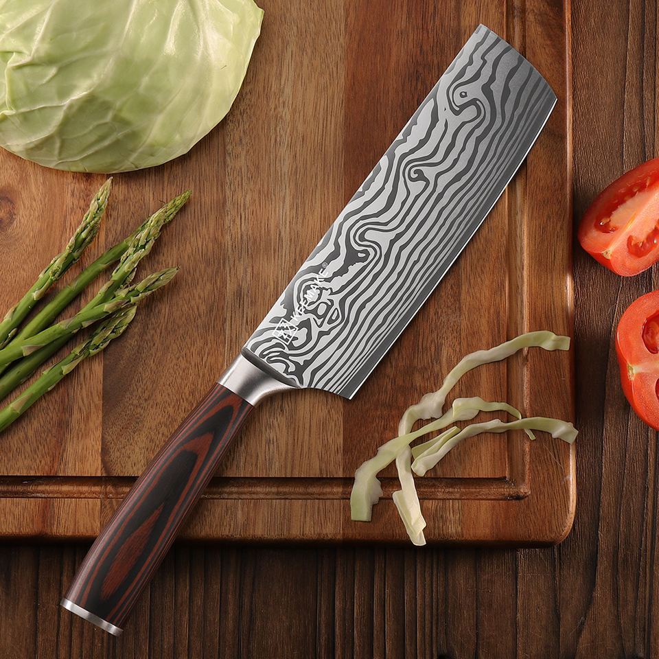 Nakiri Ondine — 17,8 cm — détail et mise en situation