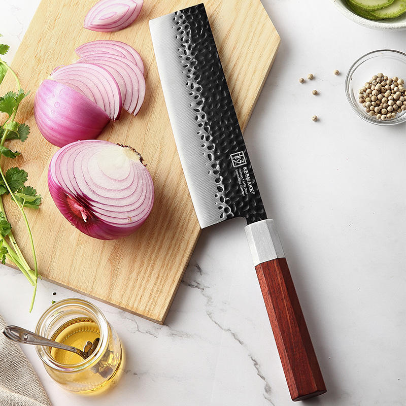 Nakiri Bois Brut — 17,8 cm — détail et mise en situation