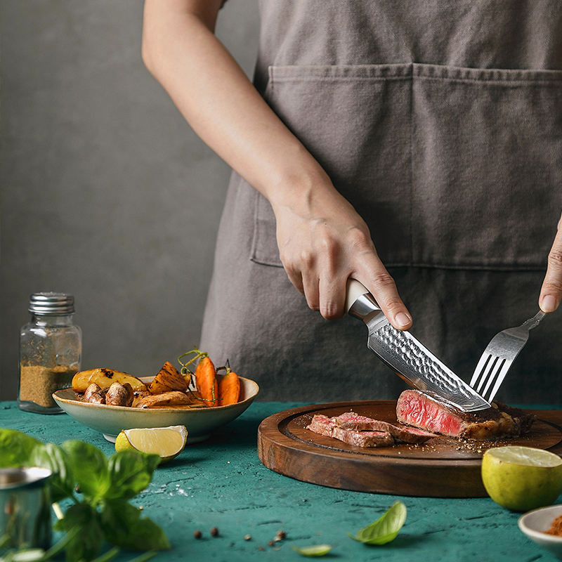 Épure — 4 couteaux à steak Damas — détail 2