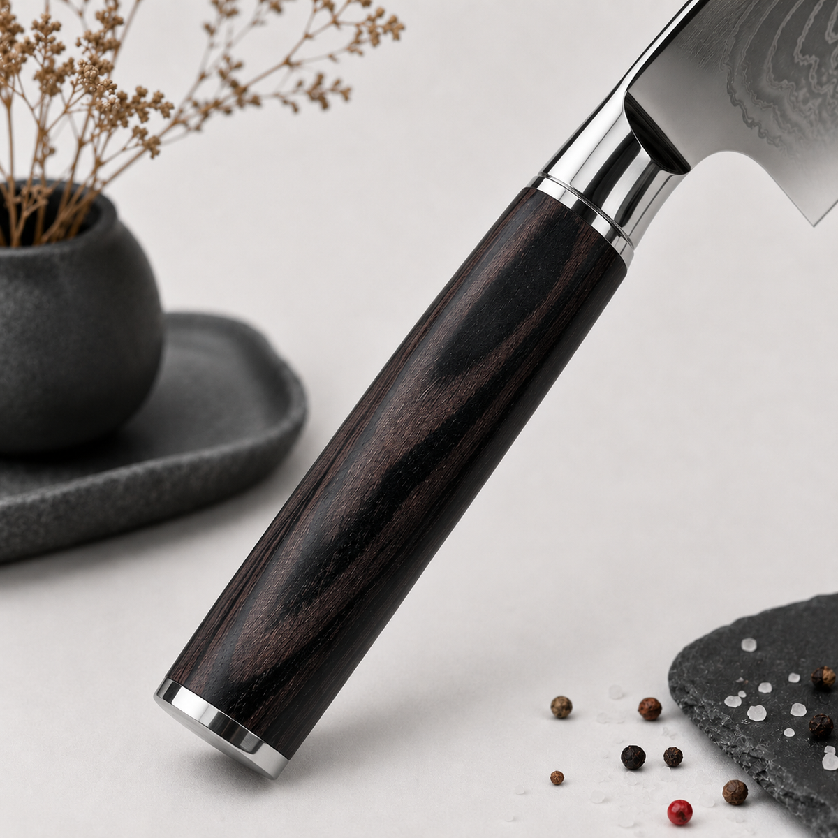 Couteau Santoku Japonais en acier - Série Kuro — vue 2