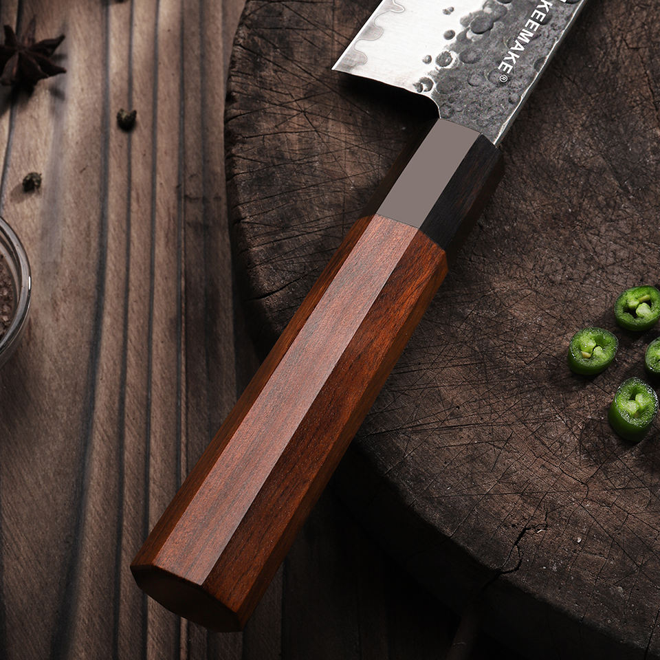 Kiritsuke Terre Rouge — 20,3 cm — détail et mise en situation