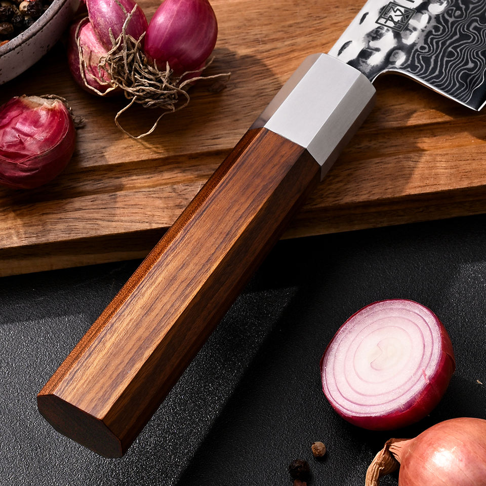 Nakiri Bois Satin — 17,8 cm — détail et mise en situation