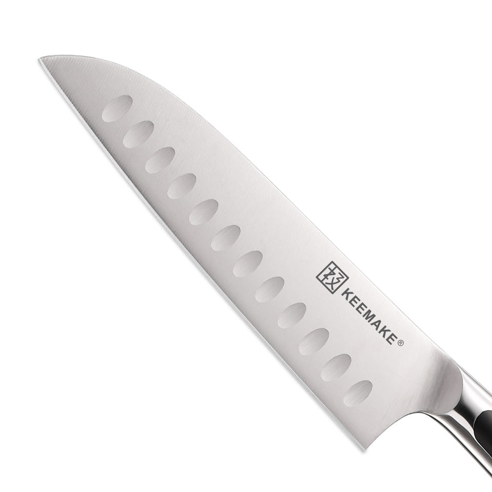 Santoku Contour — 17,8 cm — détail et mise en situation