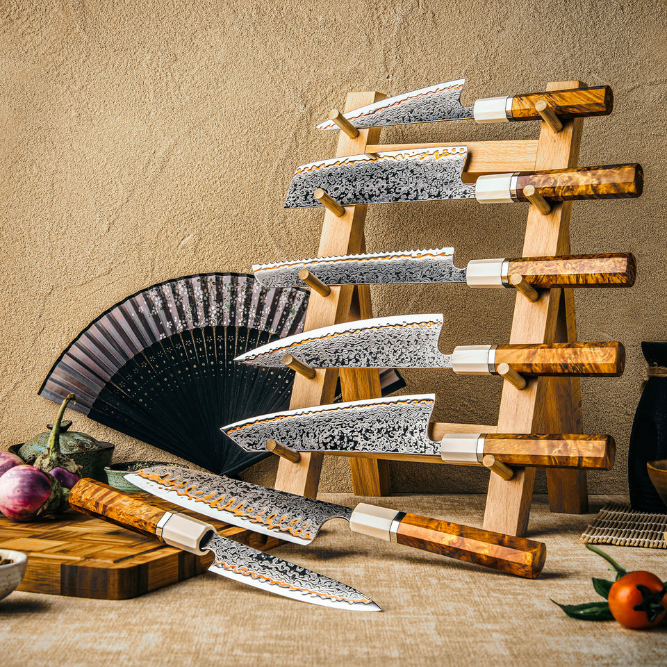 Bois Lumière — 7 couteaux Damas et coffret
