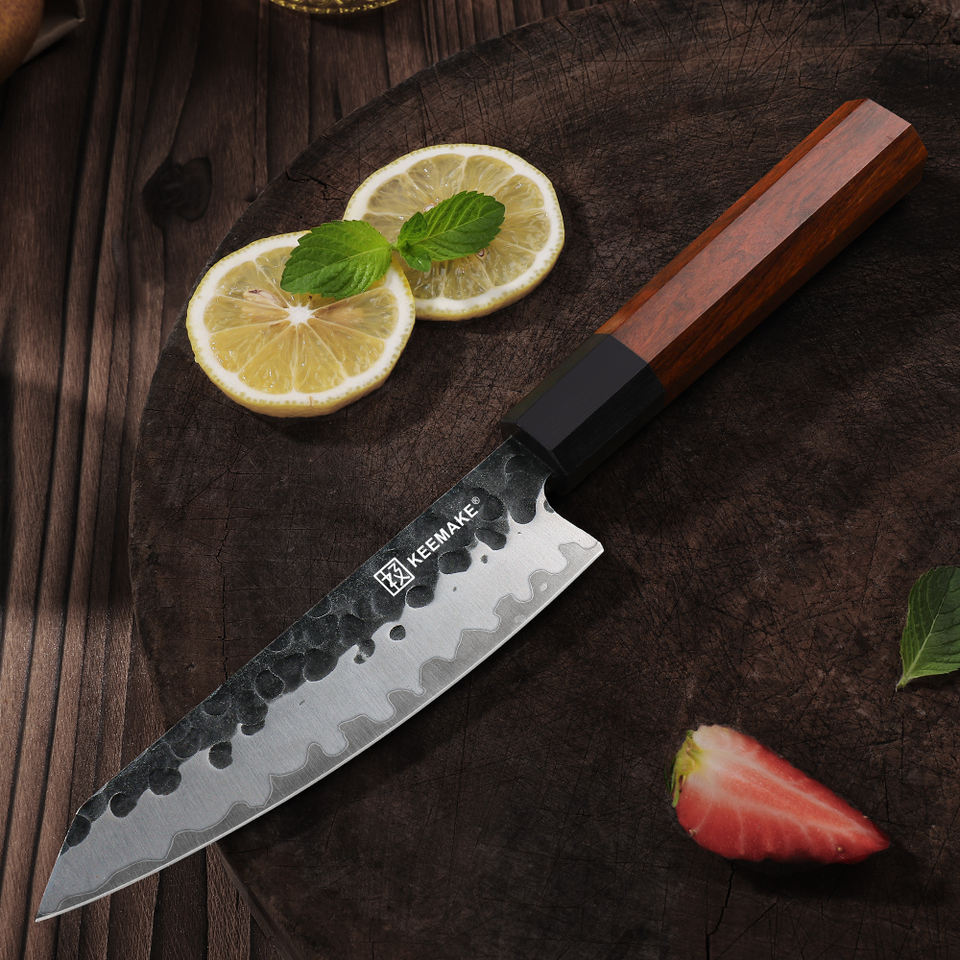 Kiritsuke Terre Rouge — 14 cm — détail et mise en situation