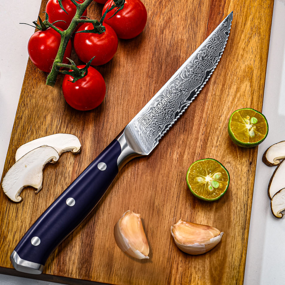 Couteau à steak Iris — 12,7 cm — détail et mise en situation