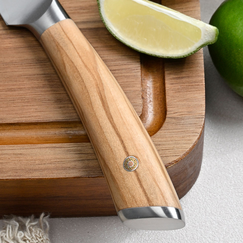 Couteau à steak Olivier Damas — 11,4 cm — détail et mise en situation