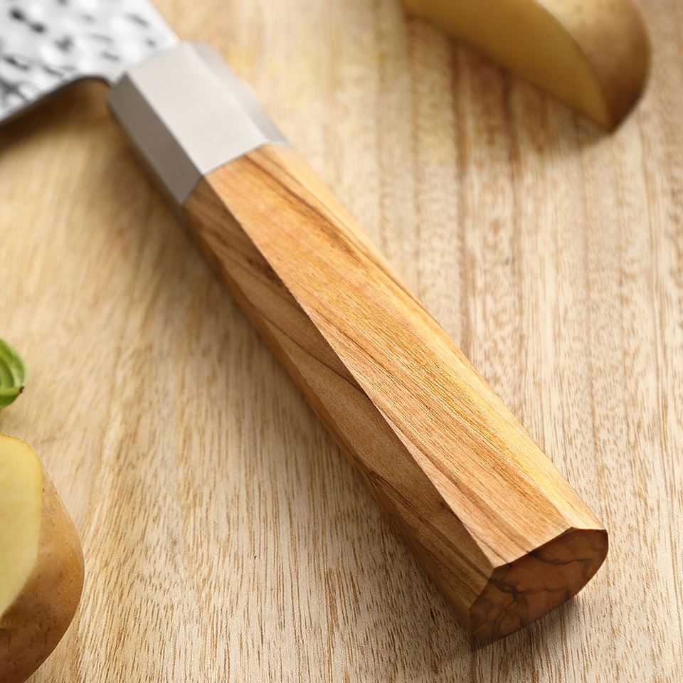 Nakiri Olivier Octogonal — 17,8 cm — détail et mise en situation
