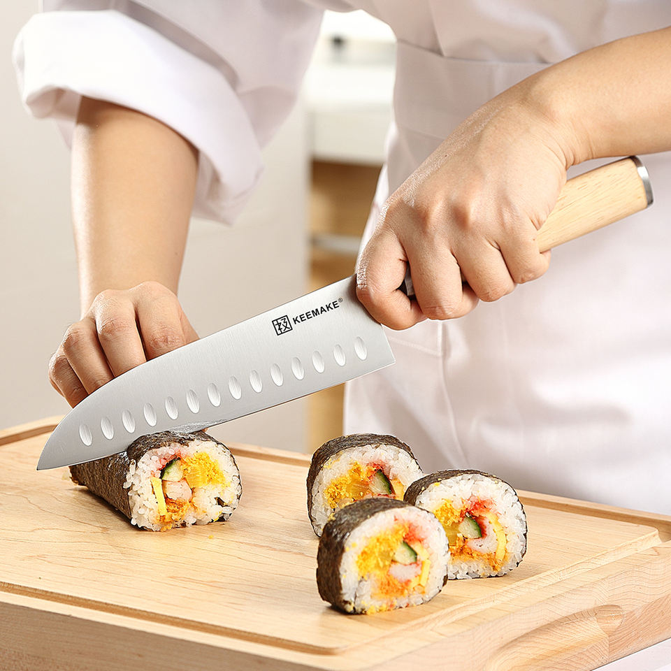 Santoku Chêne Clair — 17,8 cm — détail et mise en situation
