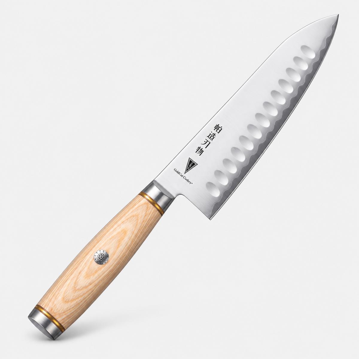 Santoku Bois Blond — 17,8 cm — vue sur fond gris