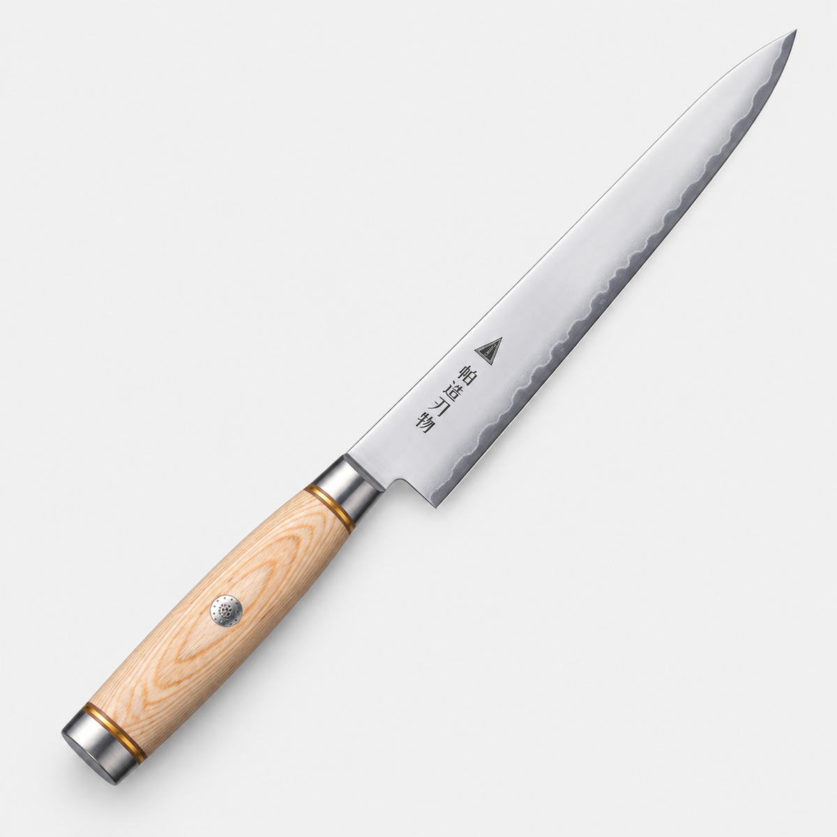 Couteau à trancher Bois Blond — 20,3 cm — vue sur fond gris