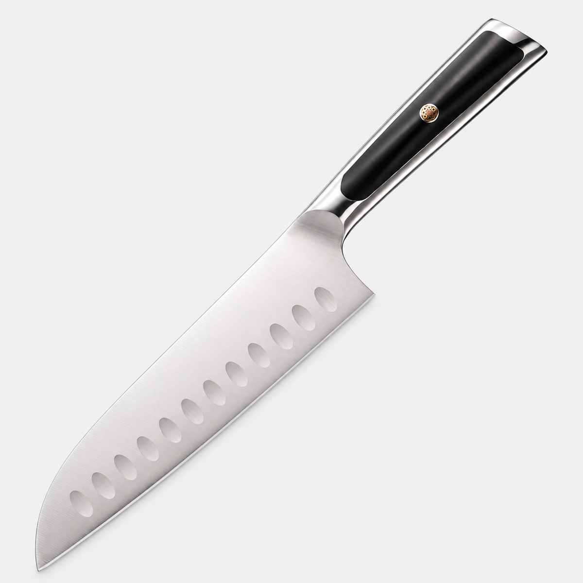 Santoku Contour — 17,8 cm — vue sur fond gris
